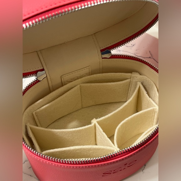 New Mini Saie Hot Pink Makeup Bag Women’s Vanity Case - Picture 6 of 6